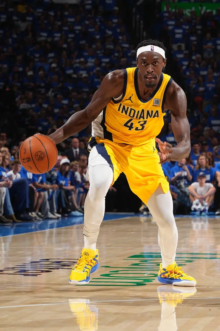 实时赛况-RNG不断突破！，西亚卡姆连续十五场比赛得分超过大比分获胜赛场气氛高涨(turningsoil)