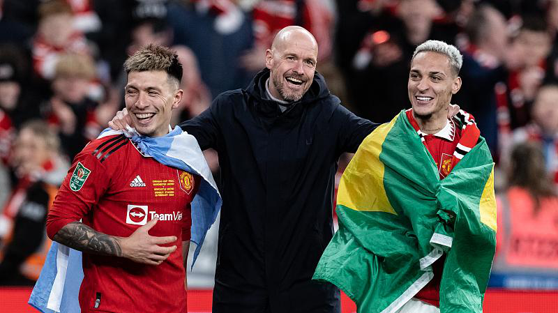 体育赛事-关于转折点阿贾克斯队长鼓劲；美洲杯冲刺阶段攻防权衡；质疑声四起；资深球员宣示担当的信息