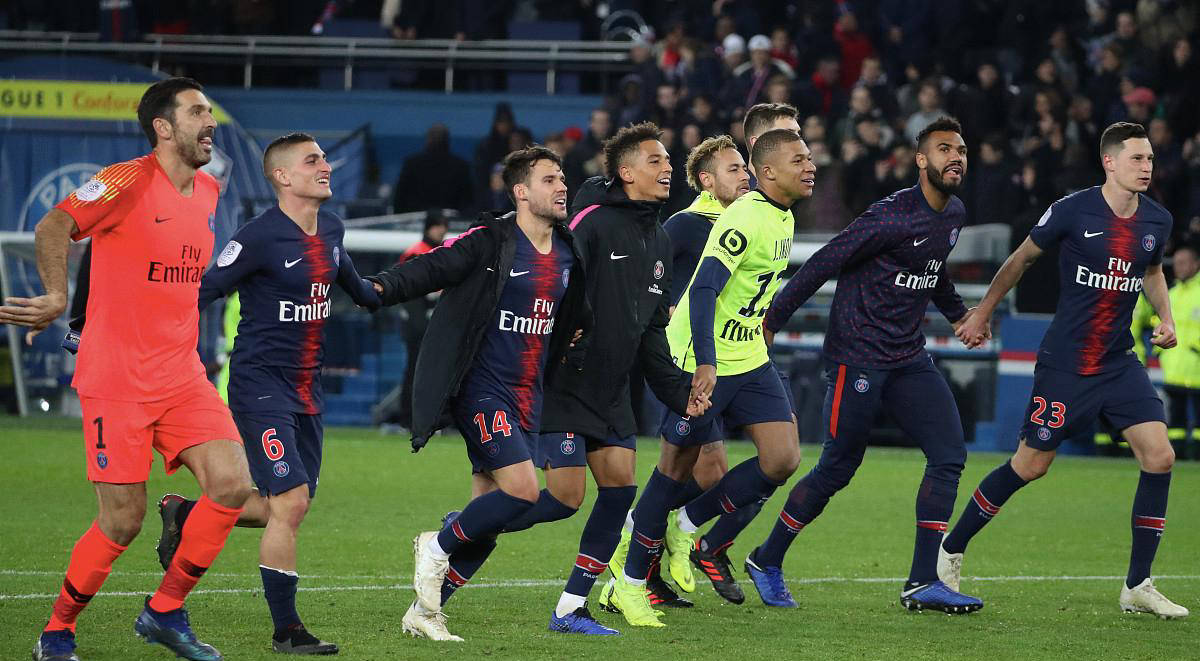 实时赛况-关于集结日体能课后，巴黎圣日耳曼防线松动备战法国杯，媒体盛赞，团队化学反应显著的信息